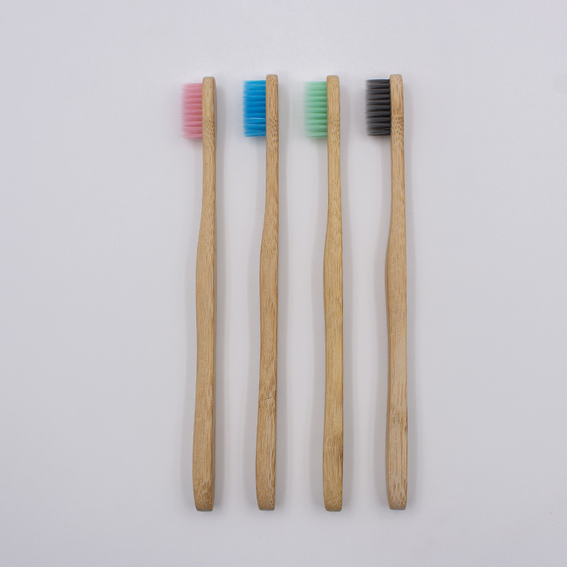 Brosse à dents en bambou en forme de vague